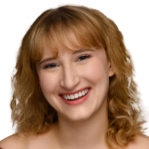 image of agent Yana Ebbing